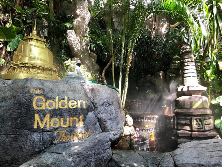 Golden Mountain Temple4